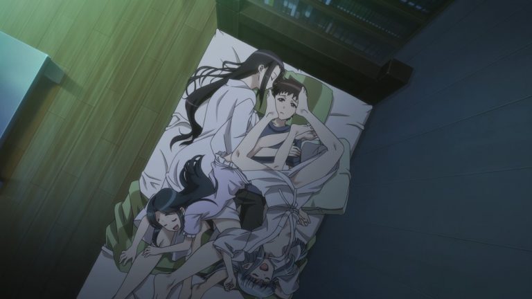 Tsugu Tsugumomo Episode 1 Kazuya wakes to find Kiriha Kukuri and Kokuyou in his bed