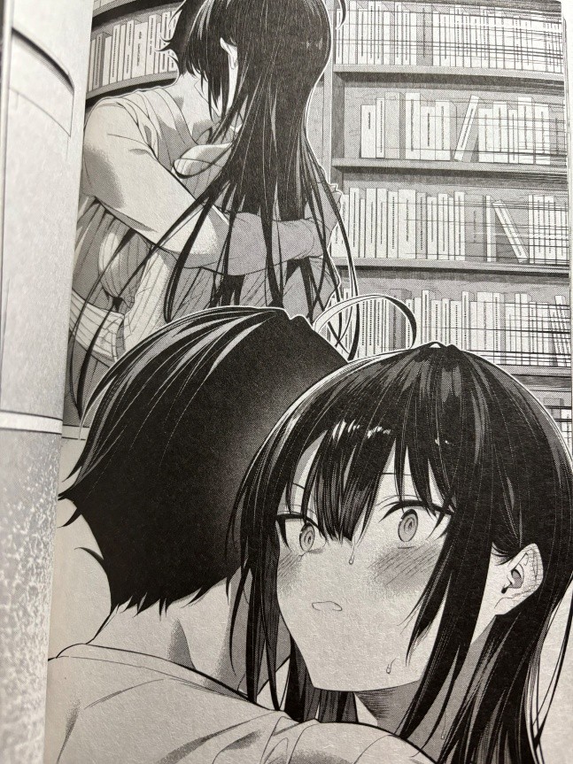 Please Put Them On, Takamine san Volume 6 Shirota hugging Takamine