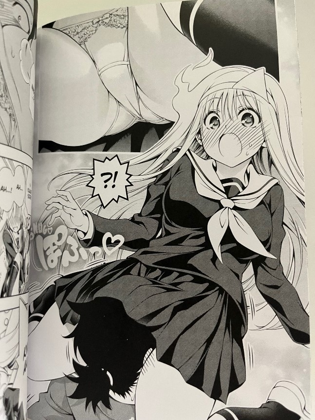 Yuuna and the Haunted Hot Springs Volume 5 Yuuna falls on Kogarashi's face